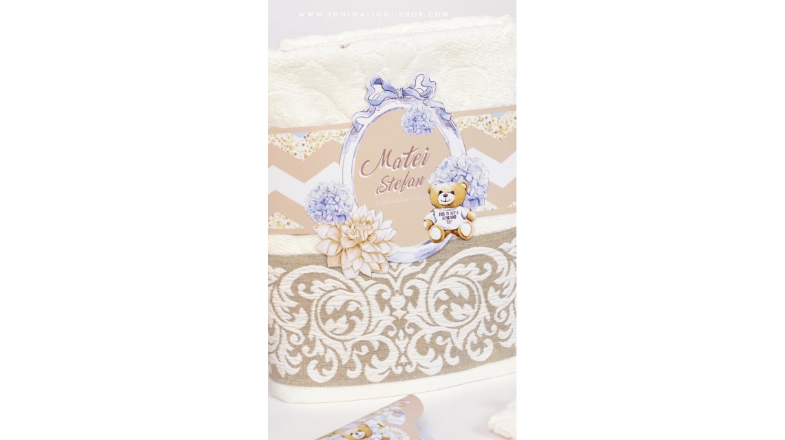 Trusou de botez pentru baieti cu broderie personalizata si ursuleti, Baby Dior 7